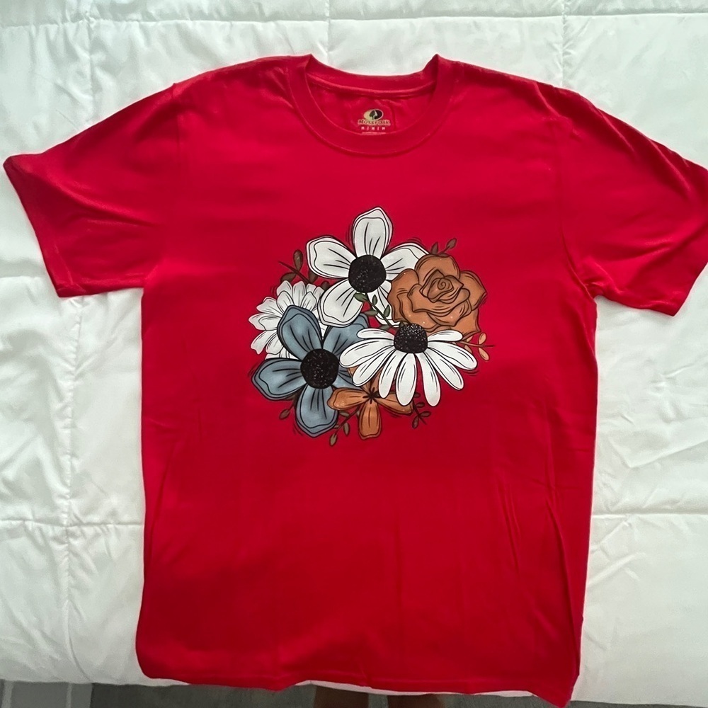 Red “Floral” T-Shirt Size Medium - Picture 2 of 3